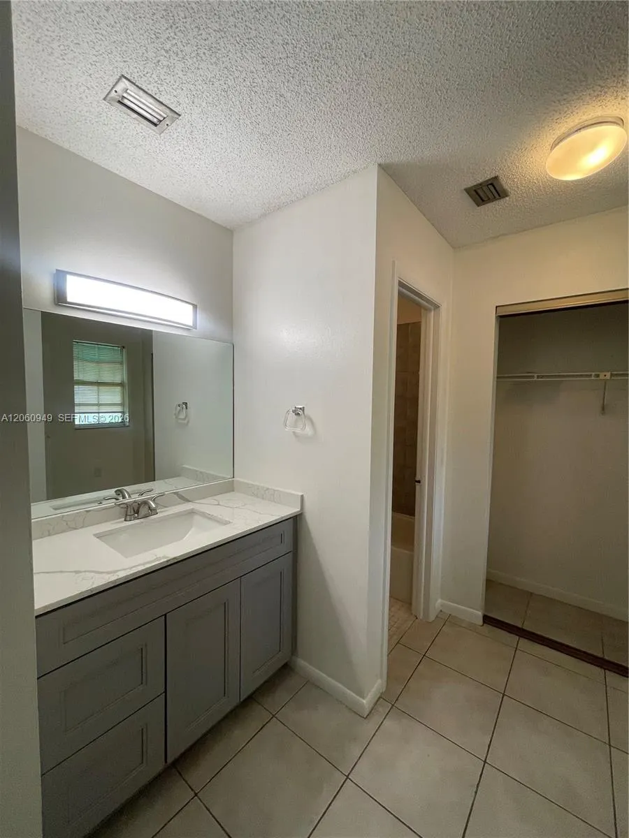 12370 SW 52nd Place Cooper City, FL 33330