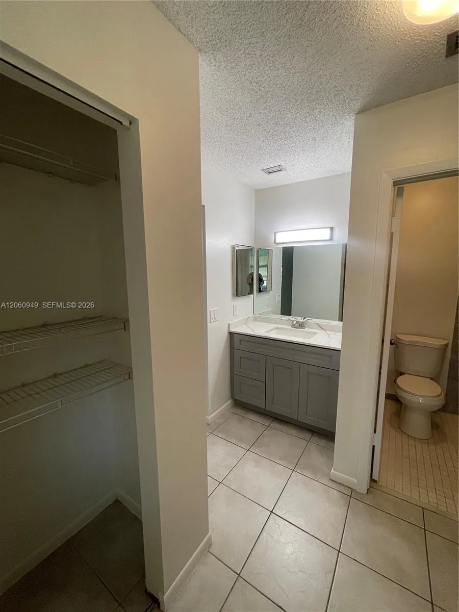12370 SW 52nd Place Cooper City, FL 33330