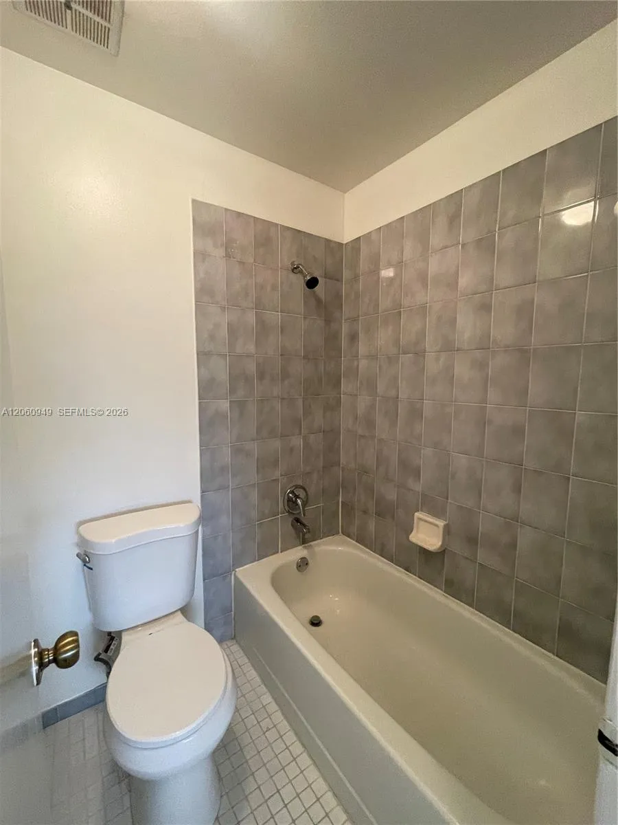 12370 SW 52nd Place Cooper City, FL 33330