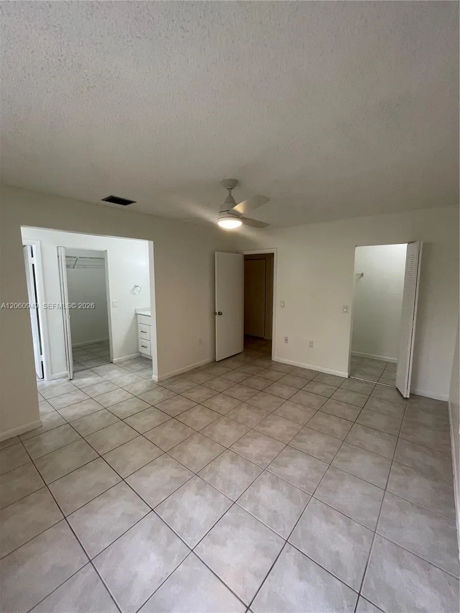 12370 SW 52nd Place Cooper City, FL 33330