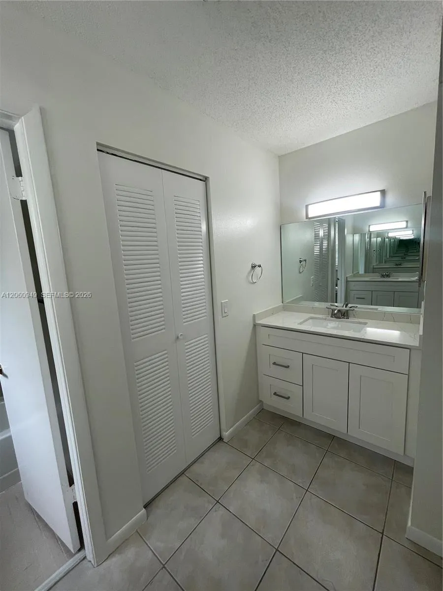 12370 SW 52nd Place Cooper City, FL 33330