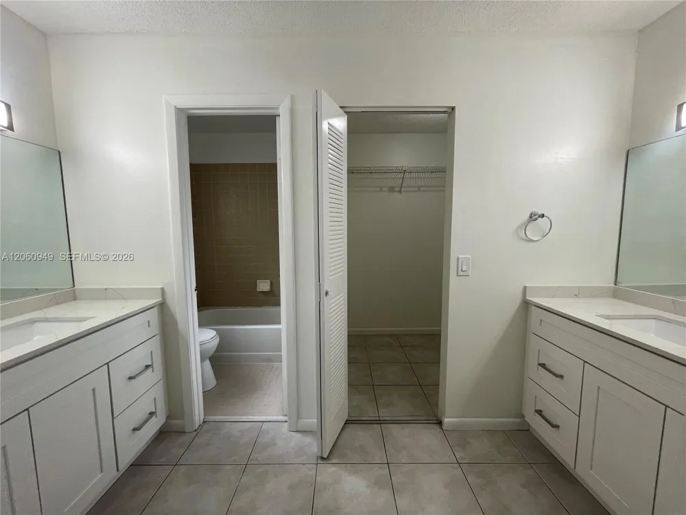 12370 SW 52nd Place Cooper City, FL 33330