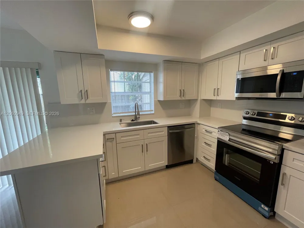 12370 SW 52nd Place Cooper City, FL 33330