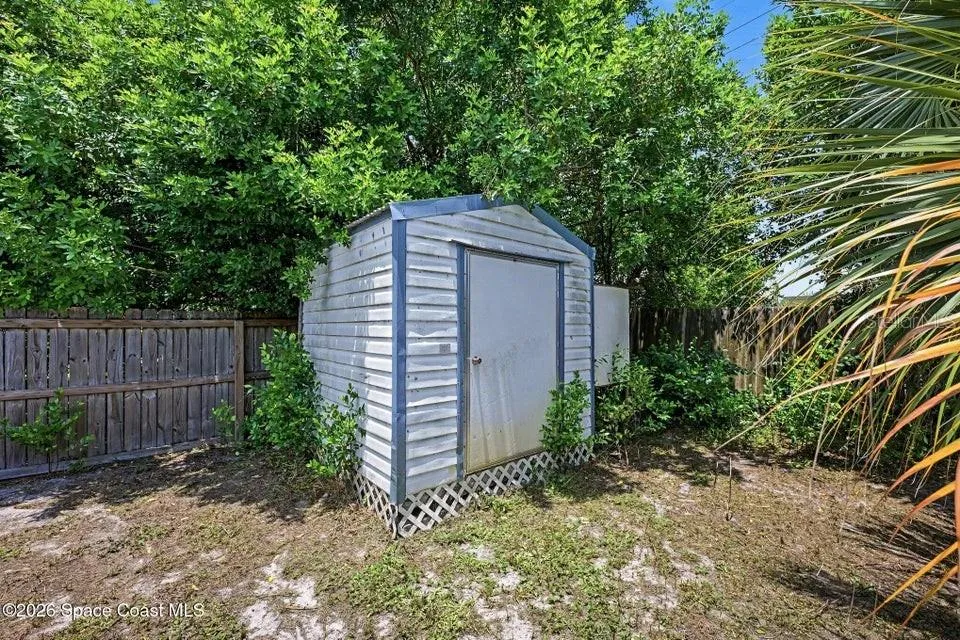 2292 LAKEVIEW DRIVE Melbourne, FL 32935