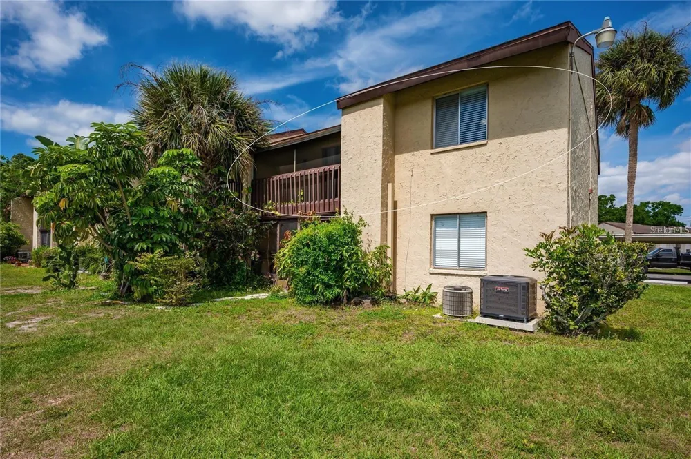 2608 HIDDEN LAKE DRIVE #C Sarasota, FL 34237
