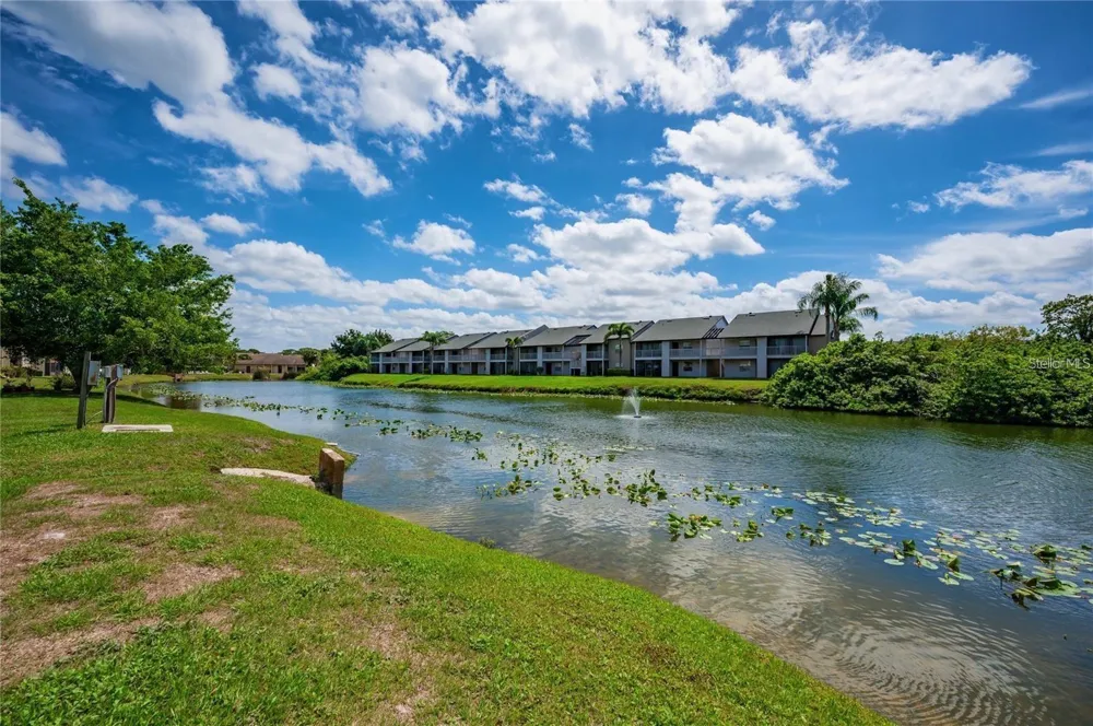 2608 HIDDEN LAKE DRIVE #C Sarasota, FL 34237
