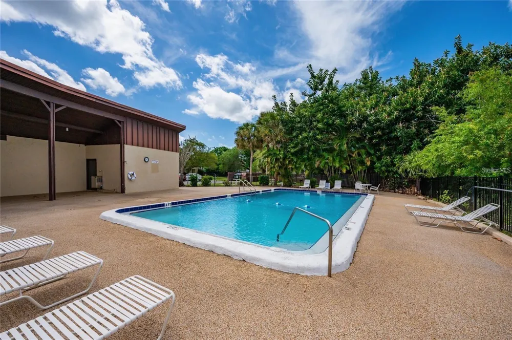 2608 HIDDEN LAKE DRIVE #C Sarasota, FL 34237