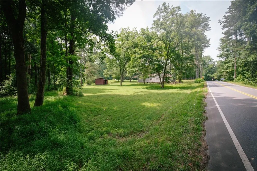 3515 Dawson Forest Road E Dawsonville, GA 30534