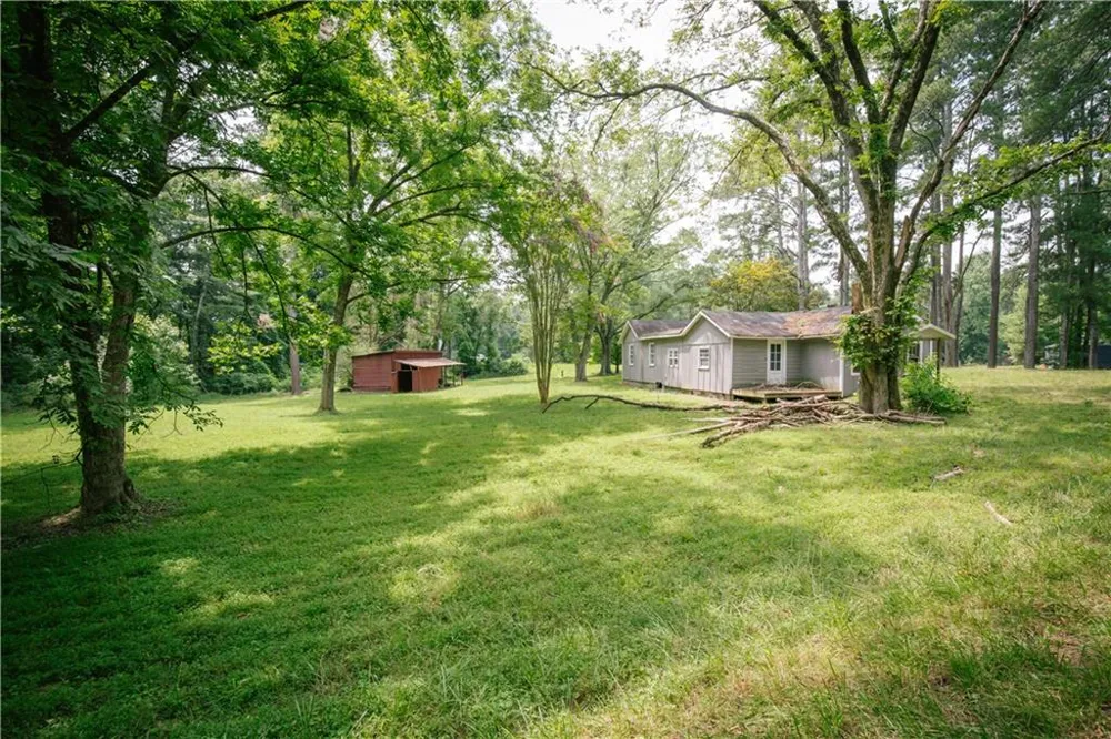 3515 Dawson Forest Road E Dawsonville, GA 30534
