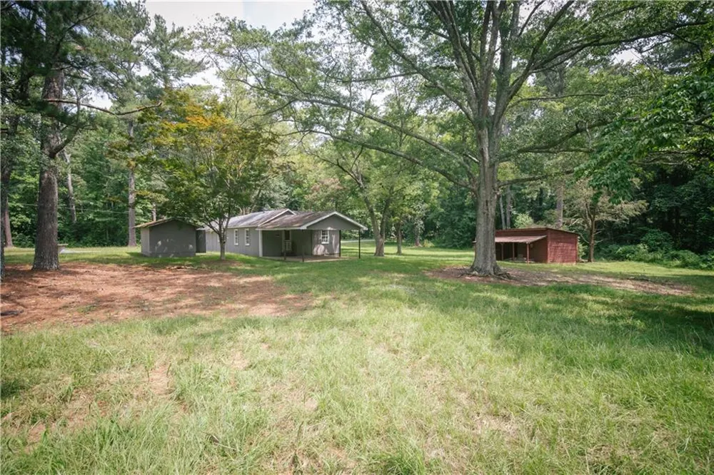 3515 Dawson Forest Road E Dawsonville, GA 30534