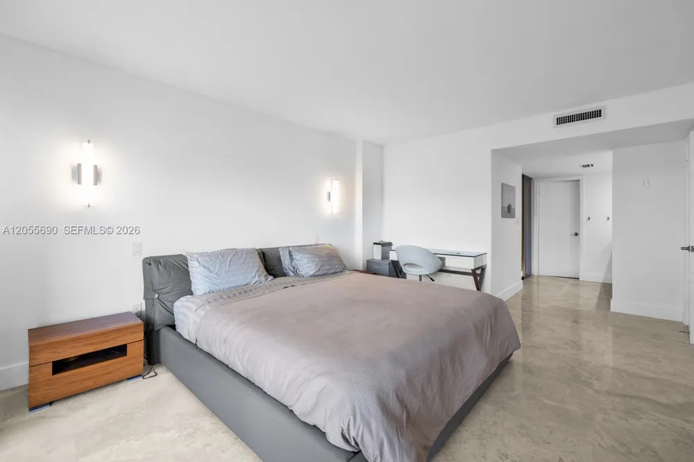 155 Ocean Lane Dr #1111 Key Biscayne, FL 33149