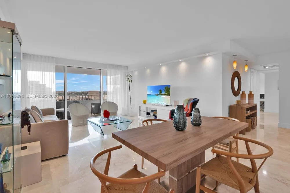 155 Ocean Lane Dr #1111 Key Biscayne, FL 33149