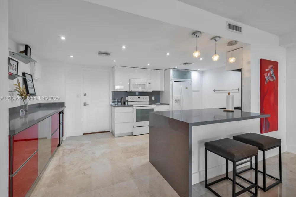 155 Ocean Lane Dr #1111 Key Biscayne, FL 33149