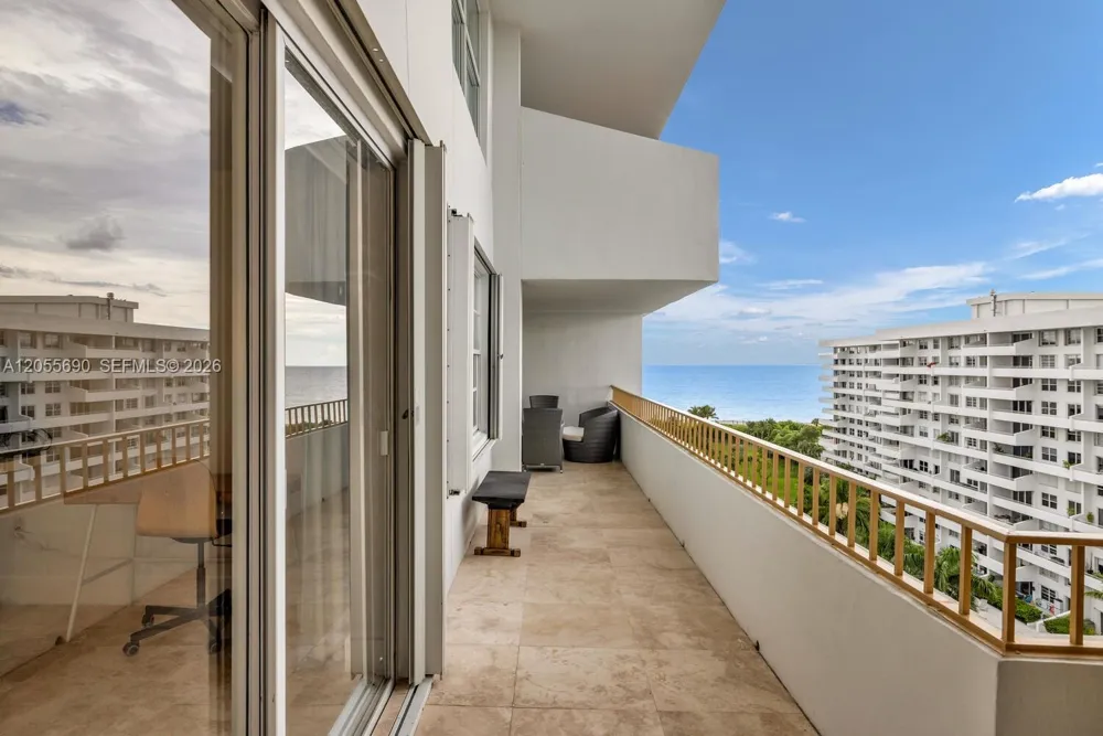 155 Ocean Lane Dr #1111 Key Biscayne, FL 33149