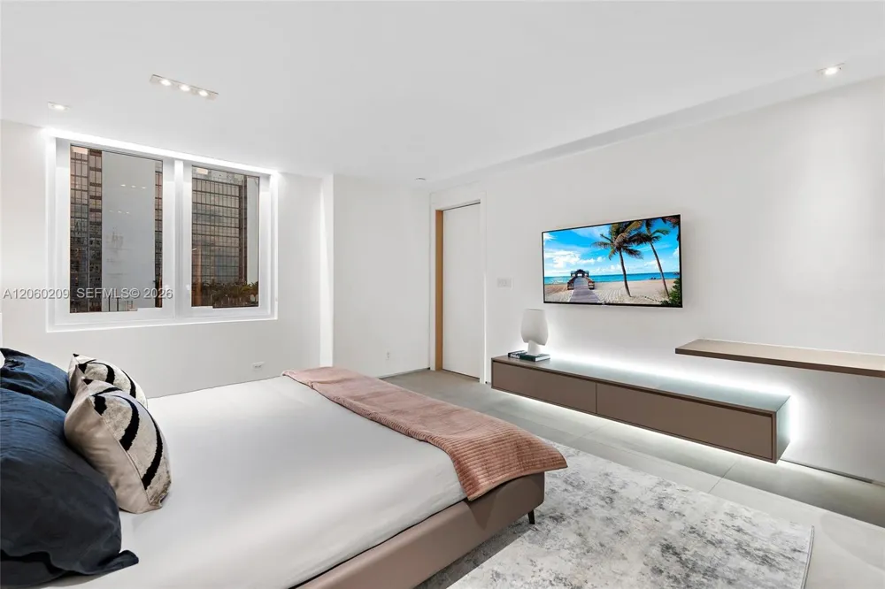 2301 Collins Ave #1003/1004 Miami Beach, FL 33139