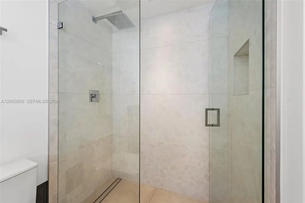 2301 Collins Ave #1003/1004 Miami Beach, FL 33139