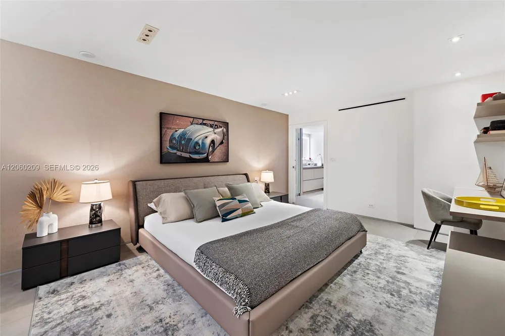 2301 Collins Ave #1003/1004 Miami Beach, FL 33139