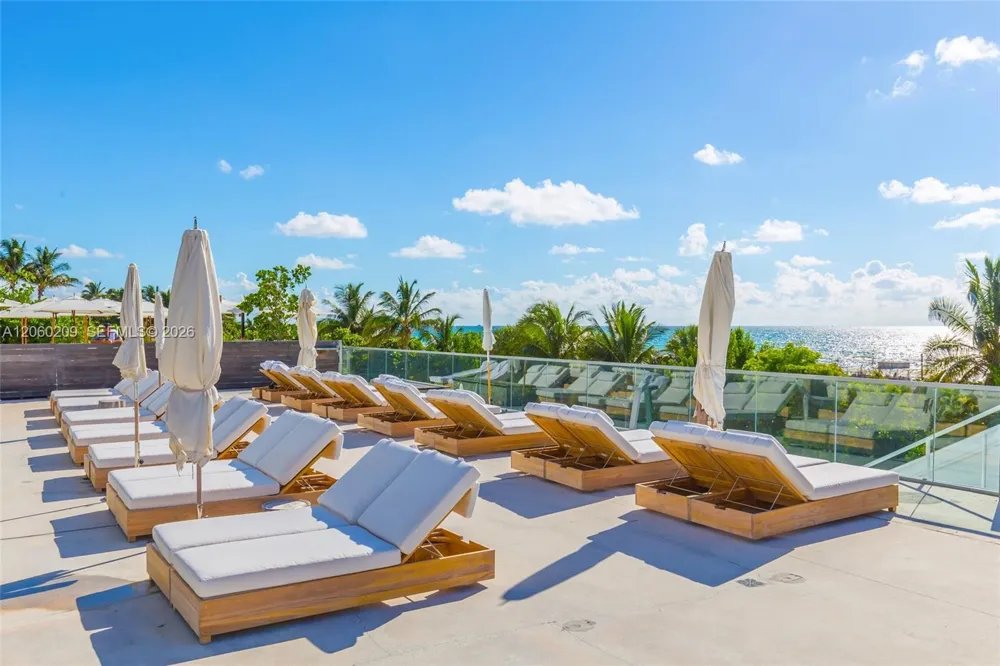 2301 Collins Ave #1003/1004 Miami Beach, FL 33139