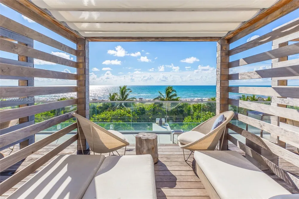 2301 Collins Ave #1003/1004 Miami Beach, FL 33139