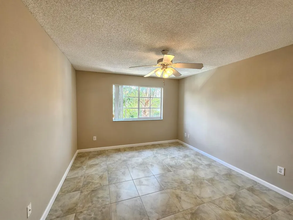 140 Yacht Club Way #305 Hypoluxo, FL 33462