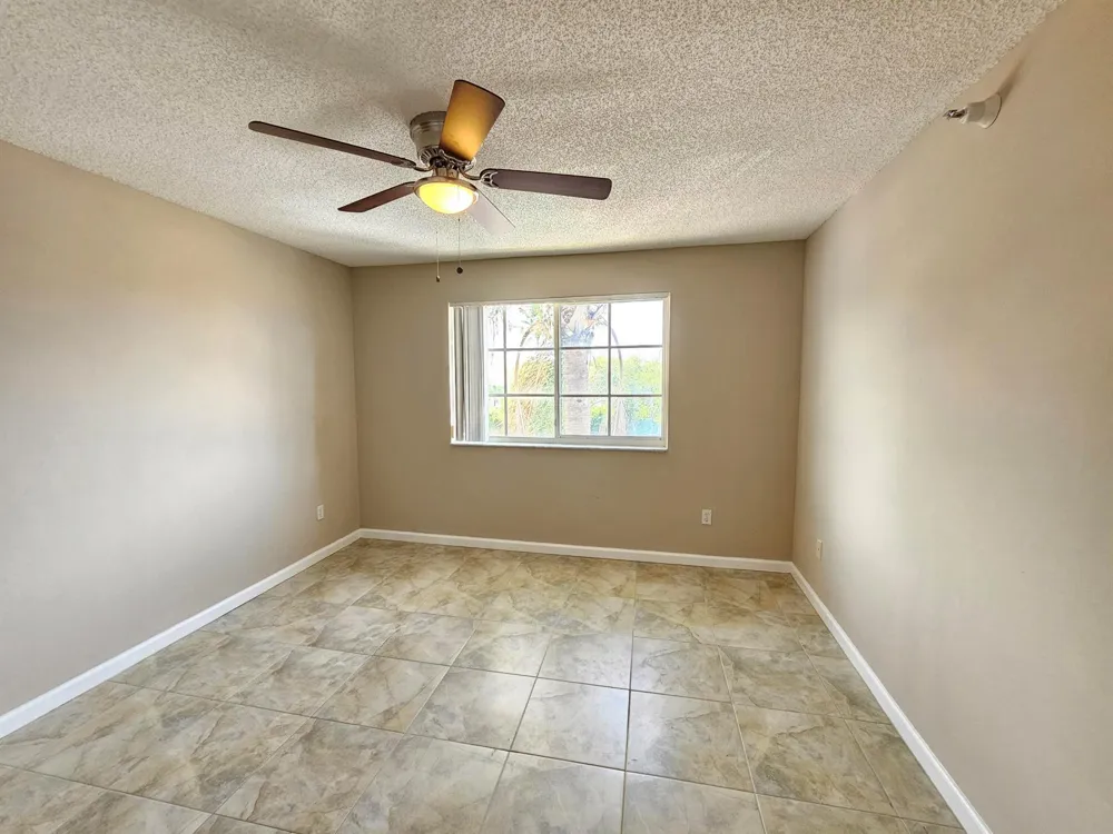 140 Yacht Club Way #305 Hypoluxo, FL 33462