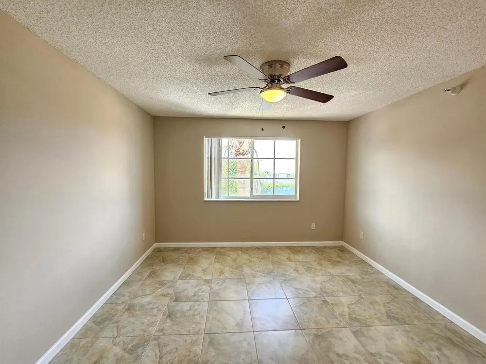 140 Yacht Club Way #305 Hypoluxo, FL 33462