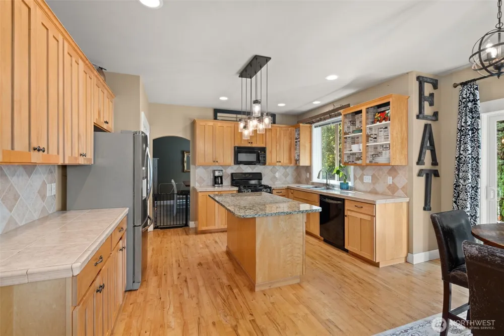 1425 Rockcreek Lane SW Tumwater, WA 98512