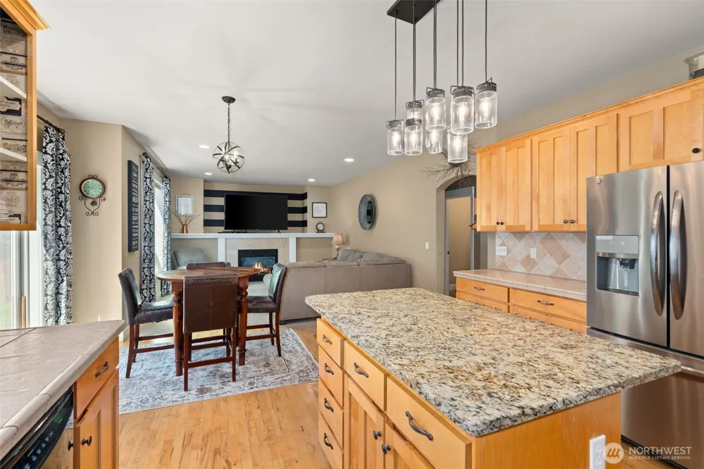 1425 Rockcreek Lane SW Tumwater, WA 98512