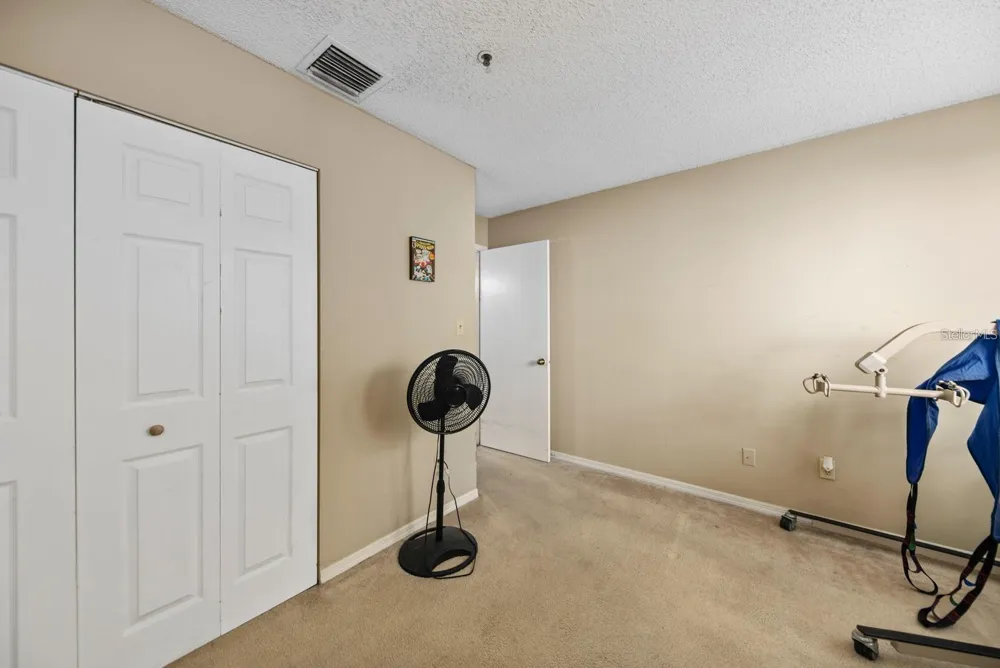 4045 CROCKERS LAKE BOULEVARD #11 Sarasota, FL 34238