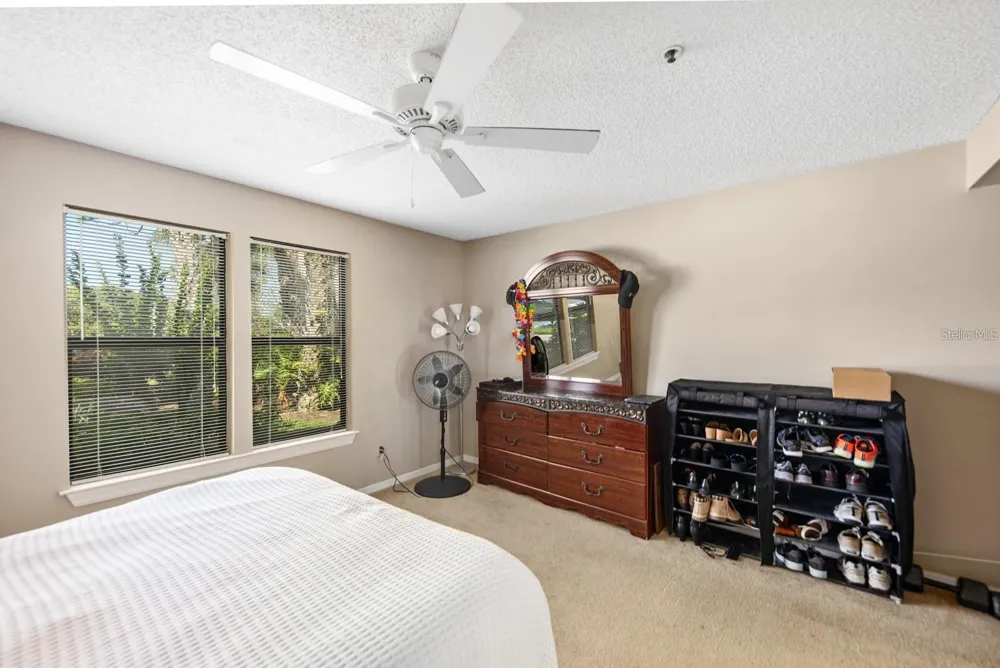 4045 CROCKERS LAKE BOULEVARD #11 Sarasota, FL 34238