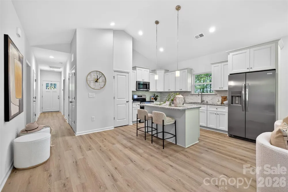 711 East Drive Cherryville, NC 28021