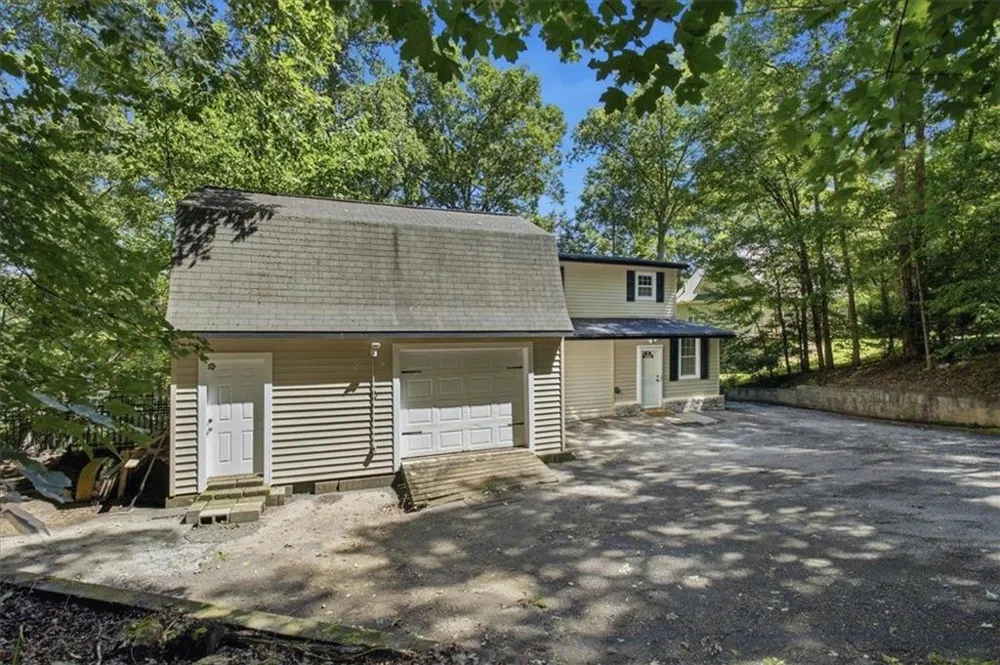21 River Road Woodland, GA 31836
