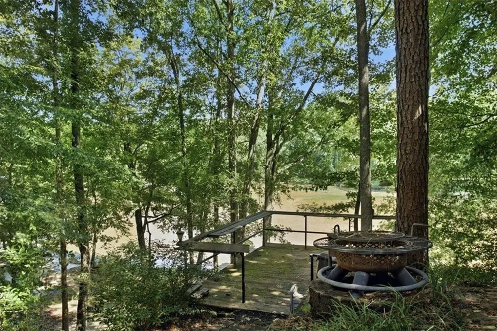 21 River Road Woodland, GA 31836