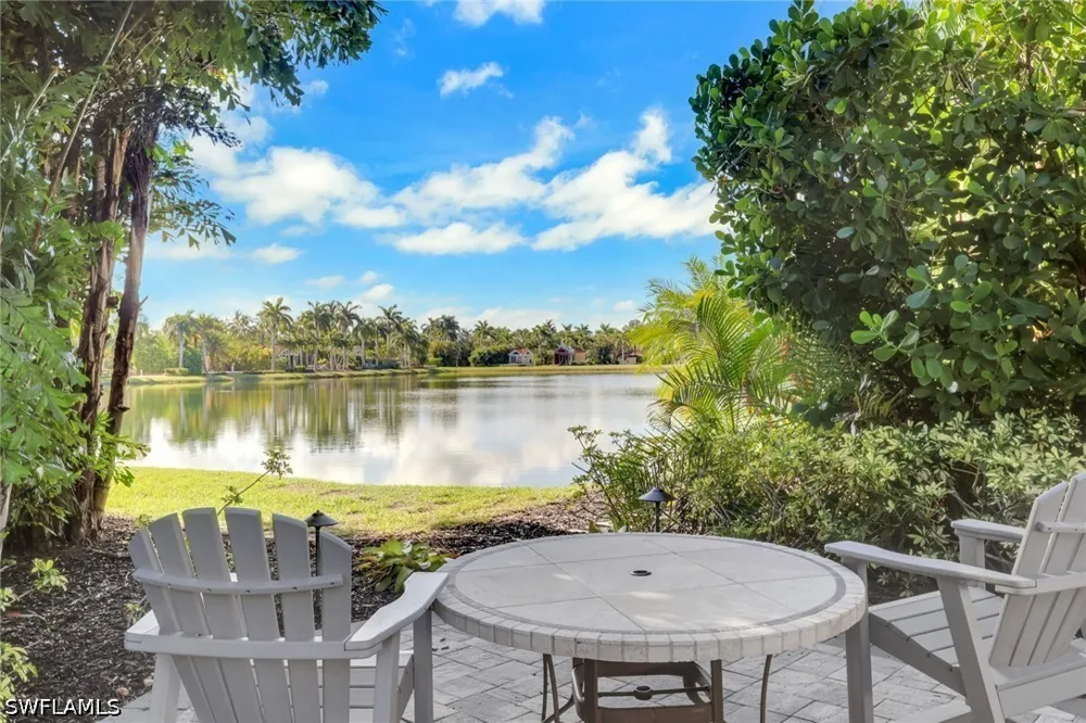 CARRIAGE COURT Naples, FL 34114