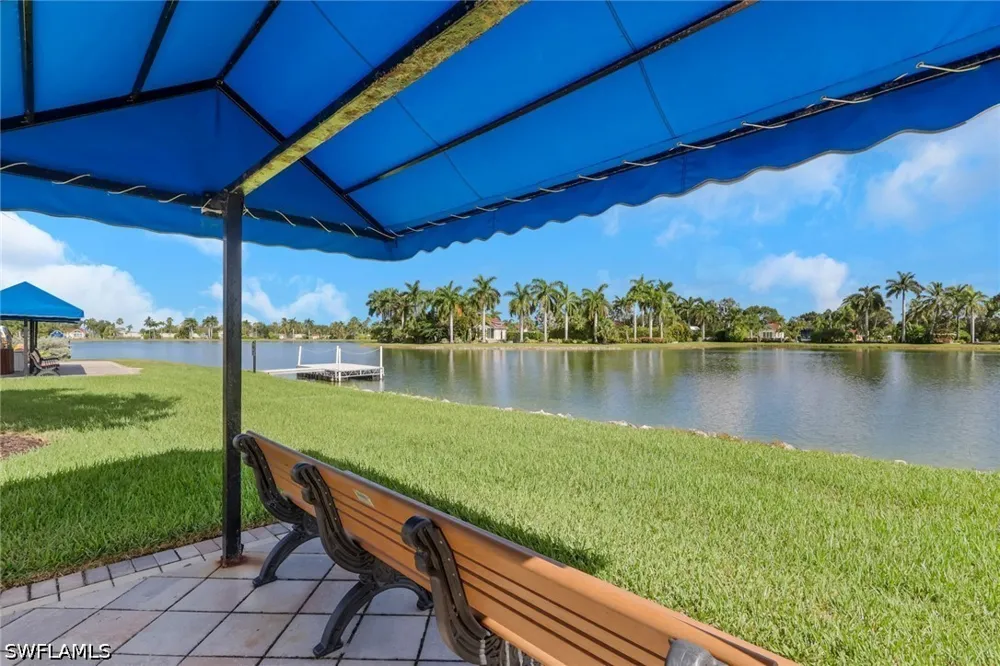CARRIAGE COURT Naples, FL 34114