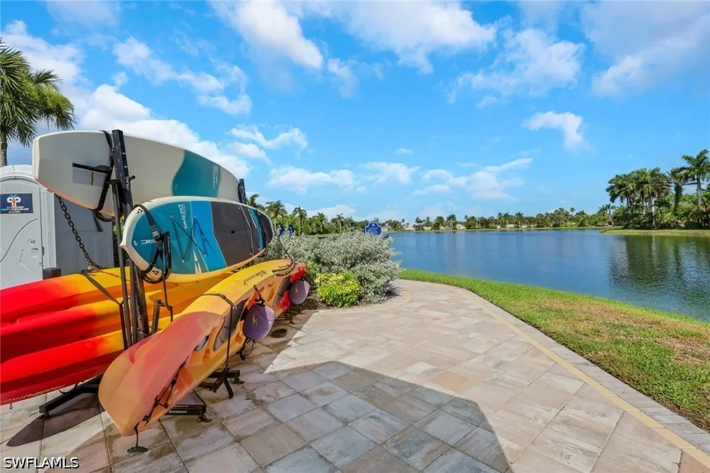 CARRIAGE COURT Naples, FL 34114