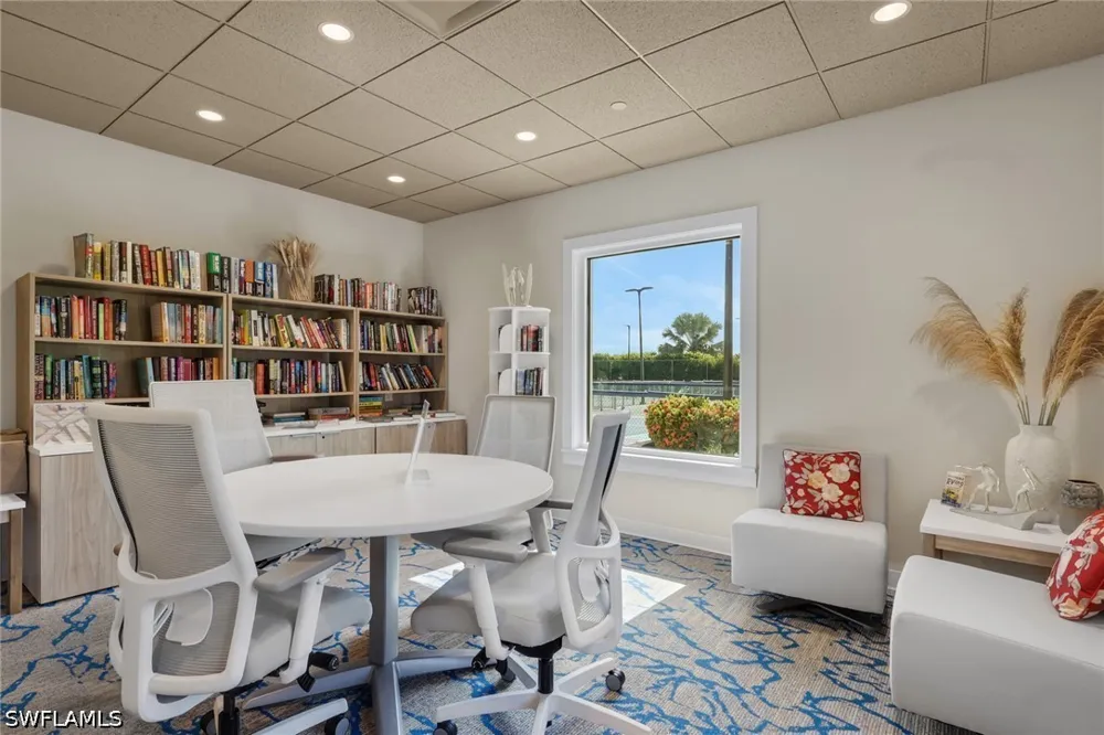 CARRIAGE COURT Naples, FL 34114