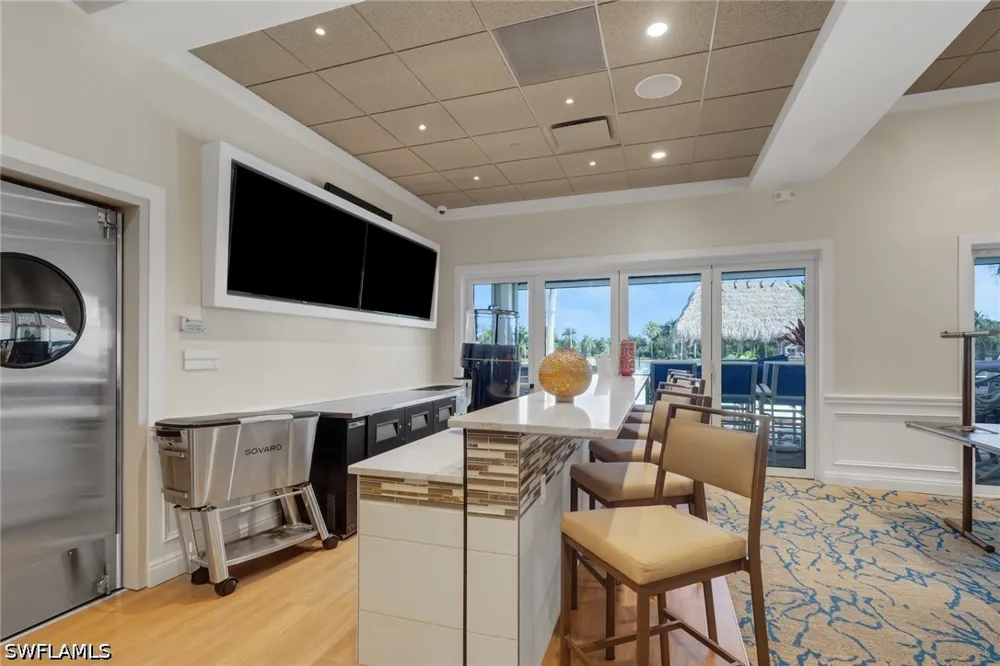 CARRIAGE COURT Naples, FL 34114
