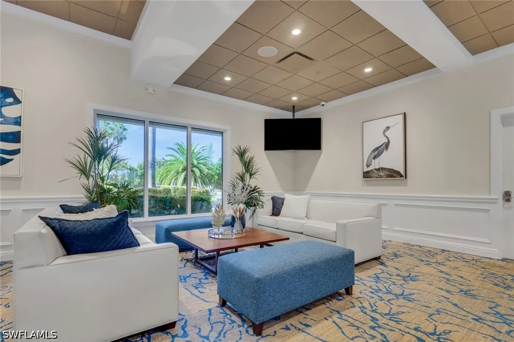 CARRIAGE COURT Naples, FL 34114