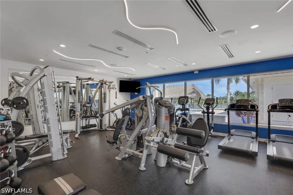 CARRIAGE COURT Naples, FL 34114