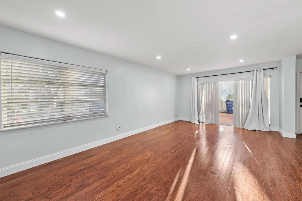 169 Seabreeze Circle Jupiter, FL 33477