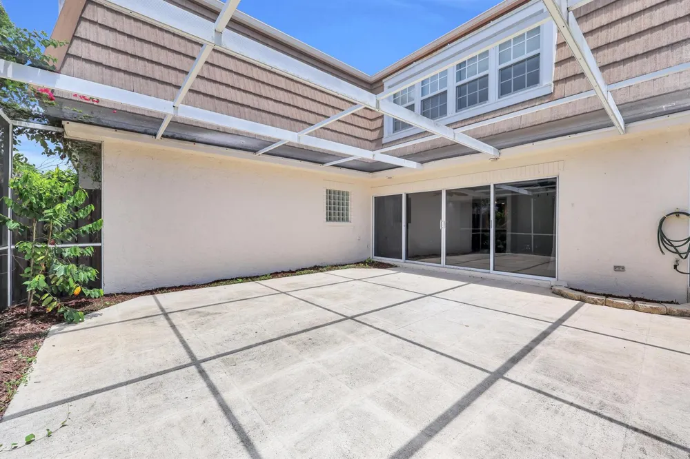 11557 WINCHESTER DRIVE Palm Beach Gardens, FL 33410