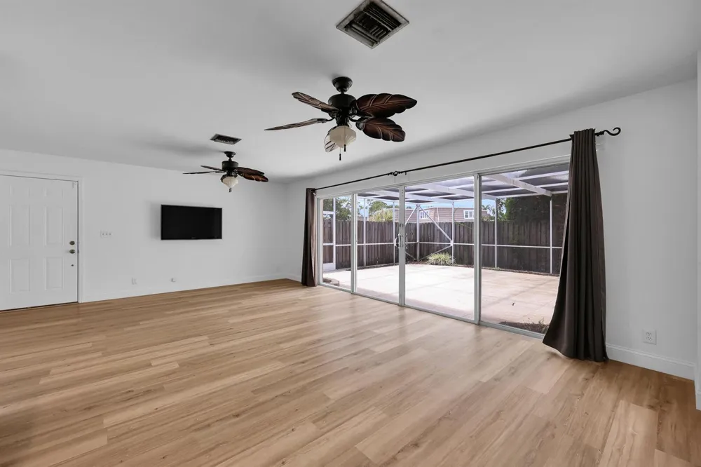 11557 WINCHESTER DRIVE Palm Beach Gardens, FL 33410