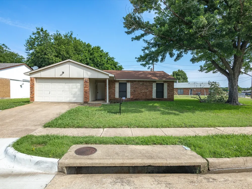 10217 Ironwood Lane Dallas, TX 75249