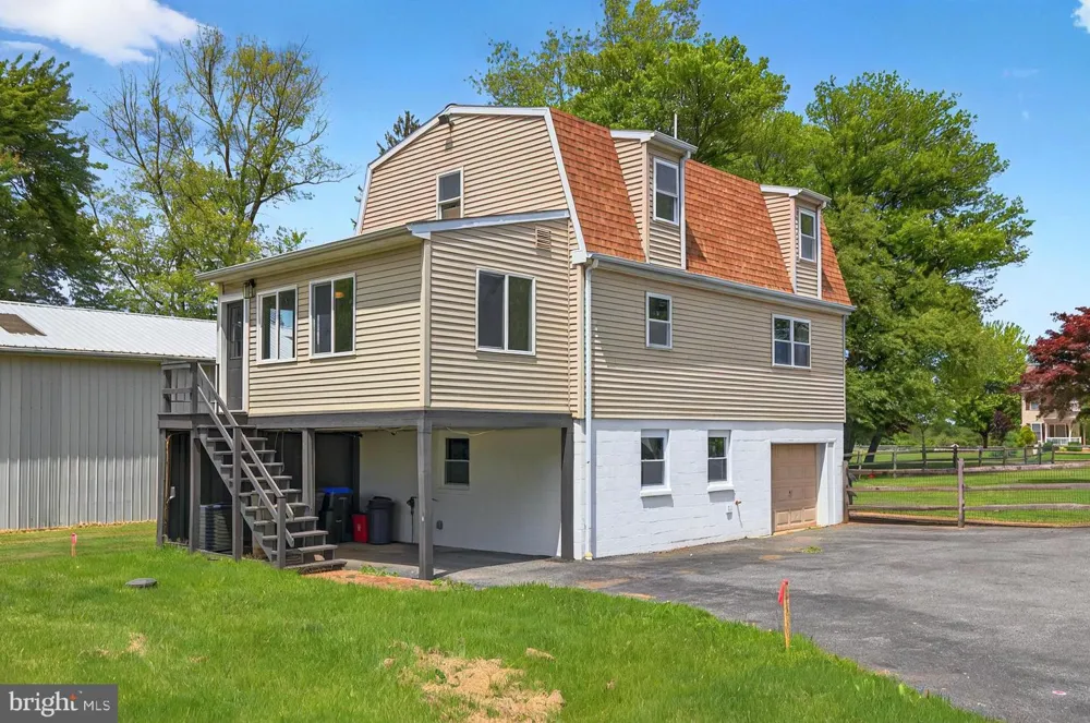 222 OLD RACETRACK ROAD Parkesburg, PA 19365