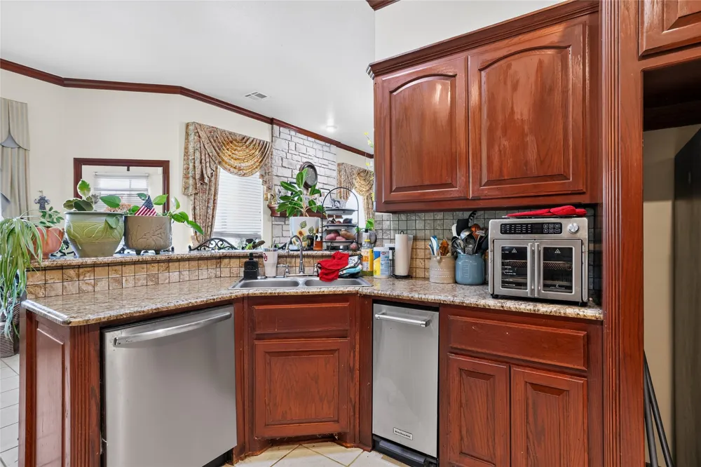 8851 78th Street Noble, OK 73068