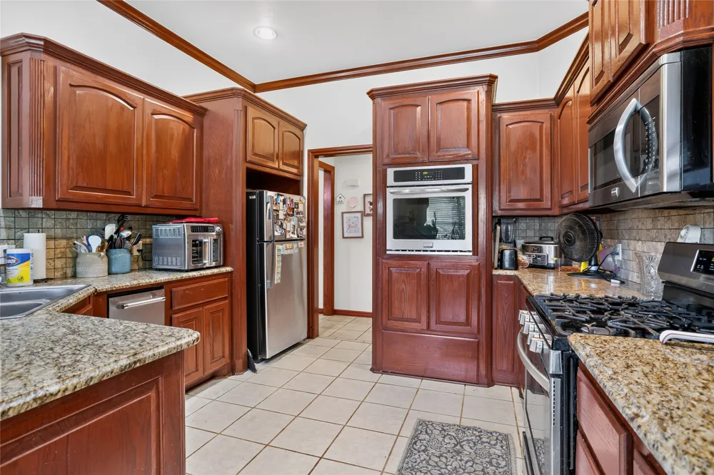 8851 78th Street Noble, OK 73068
