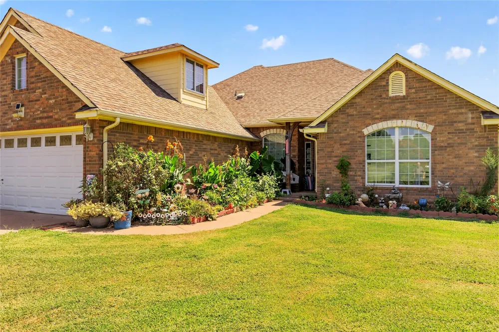 8851 78th Street Noble, OK 73068