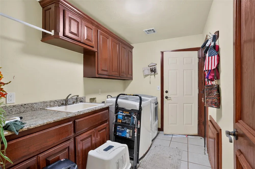 8851 78th Street Noble, OK 73068