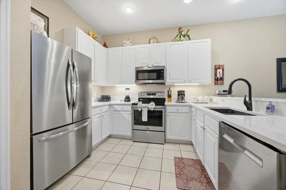 808 LUCAYA LOOP Davenport, FL 33897
